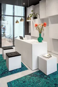 AMANO HOME Apartments - Lobby
