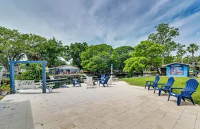 Waterfront Weeki Wachee Home w/ Fire Pit! - Interior