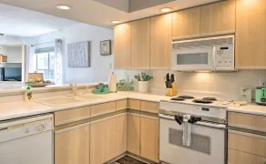 Branson Vacation Rental w/ Sunroom & Water Views - Interiør