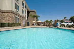 Holiday Inn Express Fresno South by IHG - Pool
