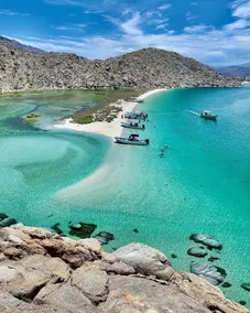 Costa del Sol Hotel & Sportfishing - Beach