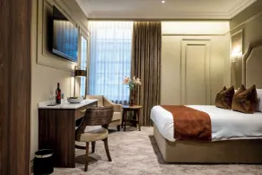 Walled City Hotel - Room