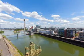 Courtyard by Marriott Duesseldorf Hafen - Vue de la chambre