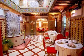 PALAIS LARAICHI Riad la porte bleue suites - Restaurang