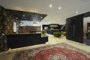 CHATEAU R - Reception