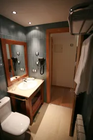 Obaga Blanca & Spa - Bathroom