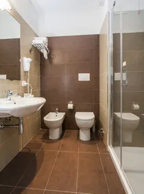 Hotel Gardenia - Bathroom