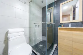 Ayenda De La Calle Real - Bathroom