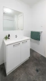 Luxury 2BR Apartment in the Heart of Prospect - Salle de bain