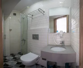 Okda Hotel - Bathroom