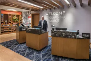 Hampton Inn & Suites Fort Wayne Downtown - Reception