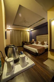 Hotel JSR Continental - Chambre