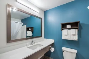 WoodSpring Suites Evansville - Baño
