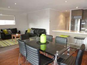 Hart Street Apartment - In-room dining