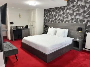 La Bourse Hotel - Room