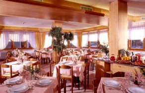 Hotel & Appartamenti Al Larice - Restaurant
