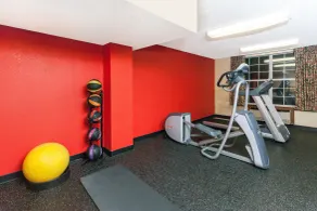 Days Inn & Suites by Wyndham Tucker/Northlake - Salle de remise en forme
