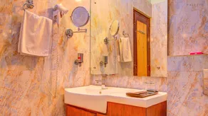 Pyramid Home Divine - A Wellness Resort - Badezimmer