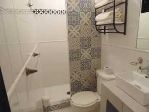 Suites Viveros Coyoacán I Hospedaje a tu medida - Bathroom