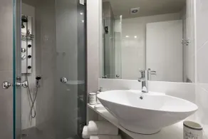 Vintage Apartment in the Heart of Plaka - Bathroom