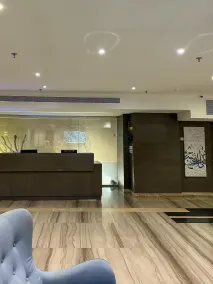 لورين للشقق المخدومة الكورنيش - اقتصادى - Loren Served Apartments Al corniche - Economic - Reception