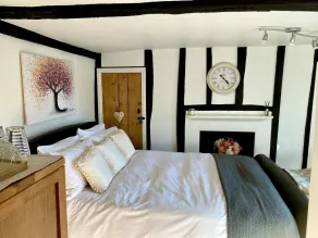 Chestnut Tree Cottage, 7 High Street - Room