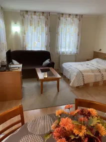 Garda Wellness Apartmanház - Zimmer
