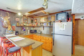Couple’s Smith Mtn Lake Getaway w/ Private Beach - Interiør