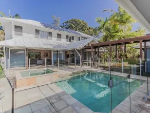 Macadamia Ocean Escape - Pool
