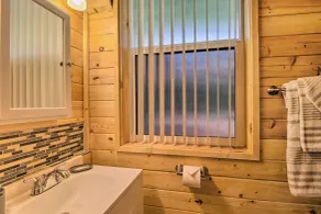 Grill, Fire Pit: Pet-Friendly Lakeside Cottage! - Innenbereich