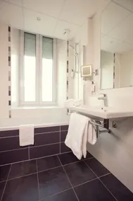 BEST WESTERN Hôtel Richelieu - Salle de bain