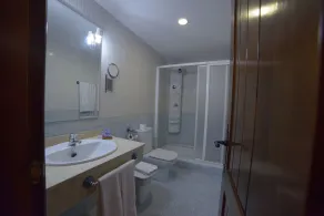 Hotel Palaterna - Badezimmer