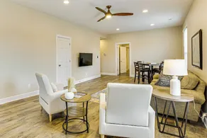 Walk Downtown: Historic Home in Excelsior Springs - Intérieur