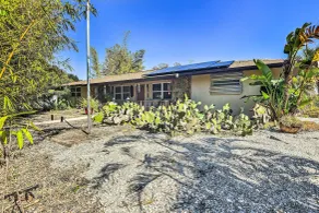 Unique Nokomis Home ~ 2 Mi to Beach Access! - Interiør