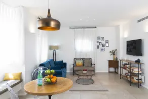 TLV Center by TLV2RENT - Zimmer