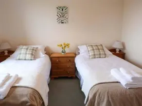 Pine Lodge - Interior