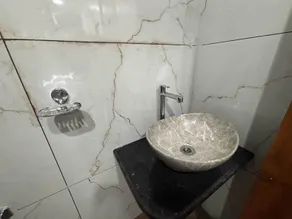 Treebo Sunrise Apartments - Bathroom