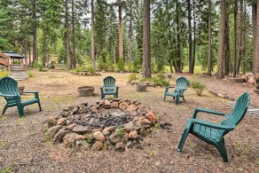 Cabin w/ Hot Tub, By Crater Lake Nat'l Park! - Interiør