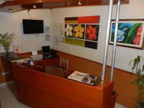Hostal Colibri - Recepción