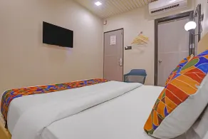 Fabhotel Golden Galaxy - Chambre