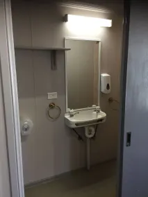 Heritage Hotel Rockhampton - Bathroom