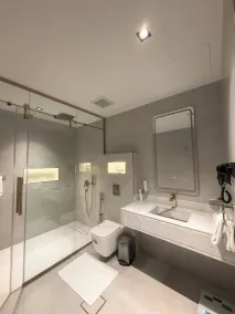 Rose Garden Hotel فندق روز جاردن - Badrum