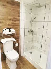 Hostal Boutique Black Cat - Bathroom