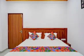 Via Guru Residency - Kengeri - Habitación