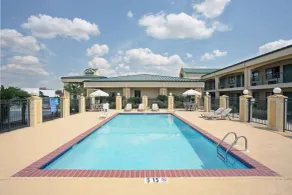 Days Inn by Wyndham Hammond - Piscine