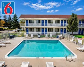 Motel 6-Yreka, CA - Piscina