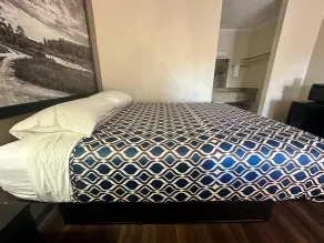 Loyalty Inn Rockingham - Room