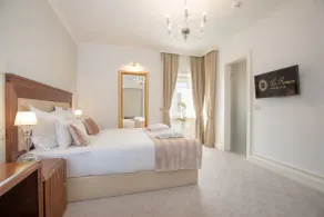 Hotel Le Premier - Habitación