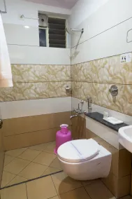 The Porch Inn Hotel & Service Apartments Near Nimhans Hospital - Bathroom