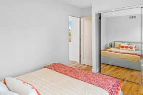 Luxe Townhome Newly-Built - Room
